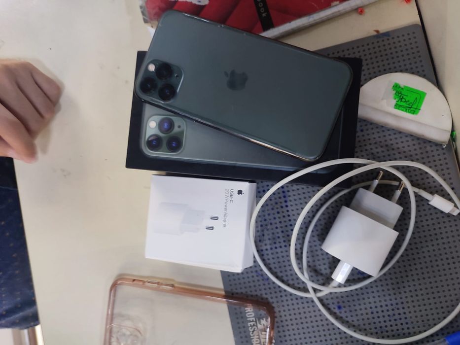 iphone 11pro 64 gb….