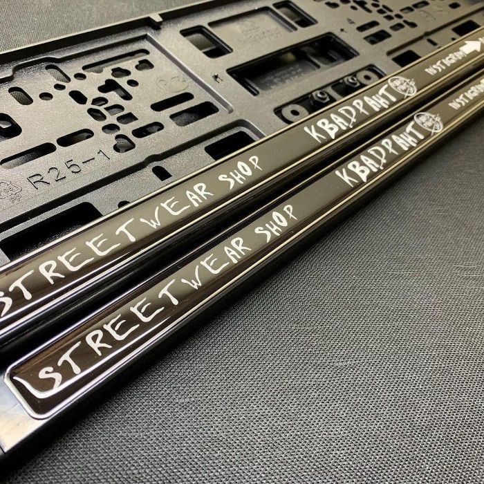 Рамки для номеров Идеальный подарок!