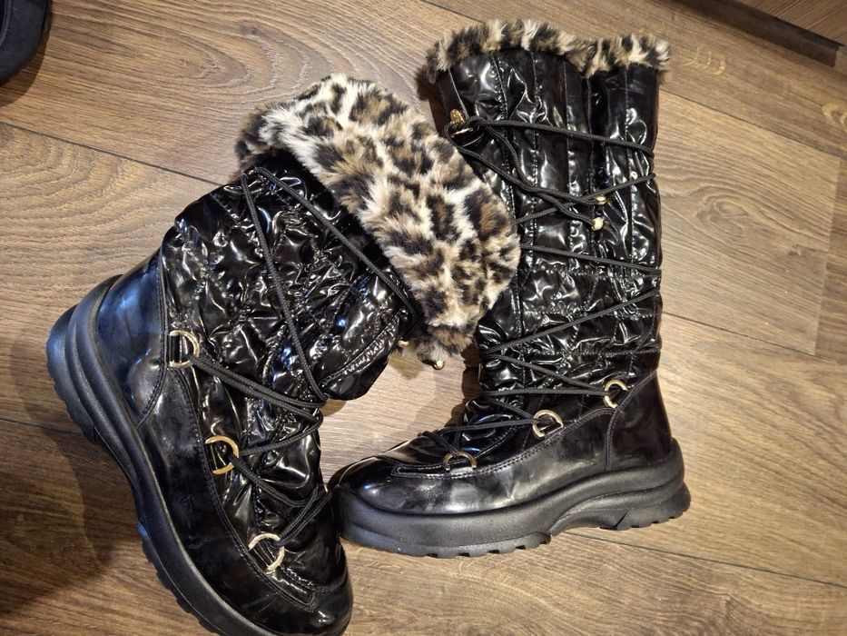 Италиански дамски зимни ботуши, апрески