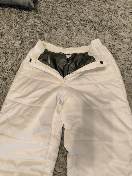 Pantaloni termici pentru femei