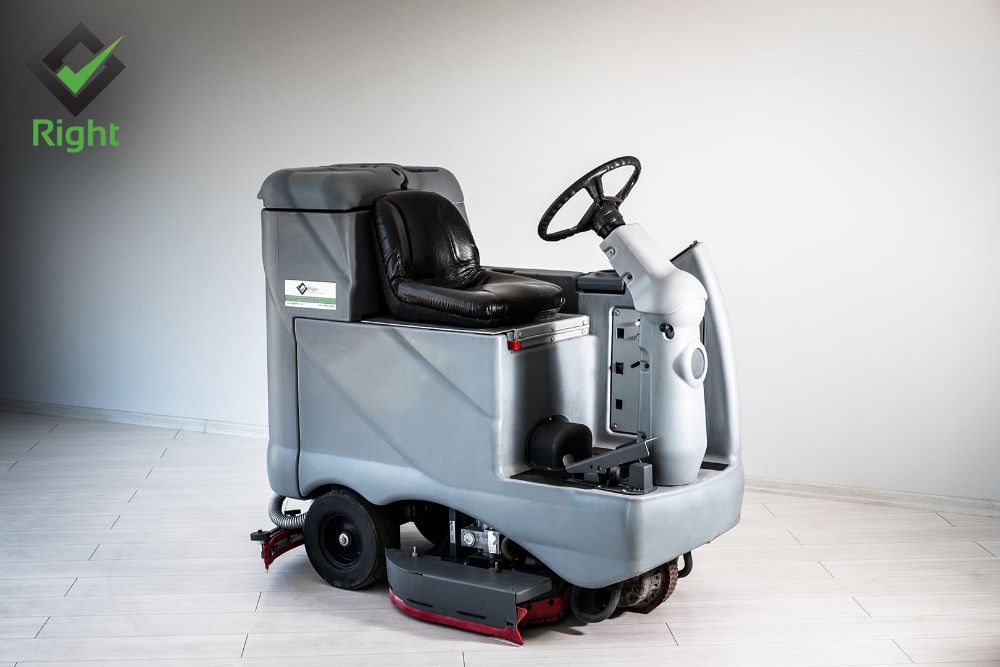 Машина за почистване на под Nilfisk BR 700 S / ЛИЗИНГ