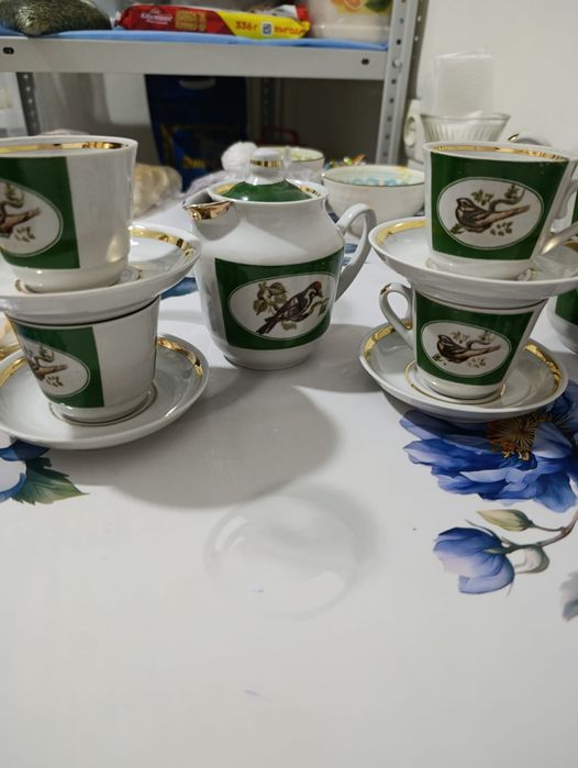 Продам сервиз кофейный из фарфора