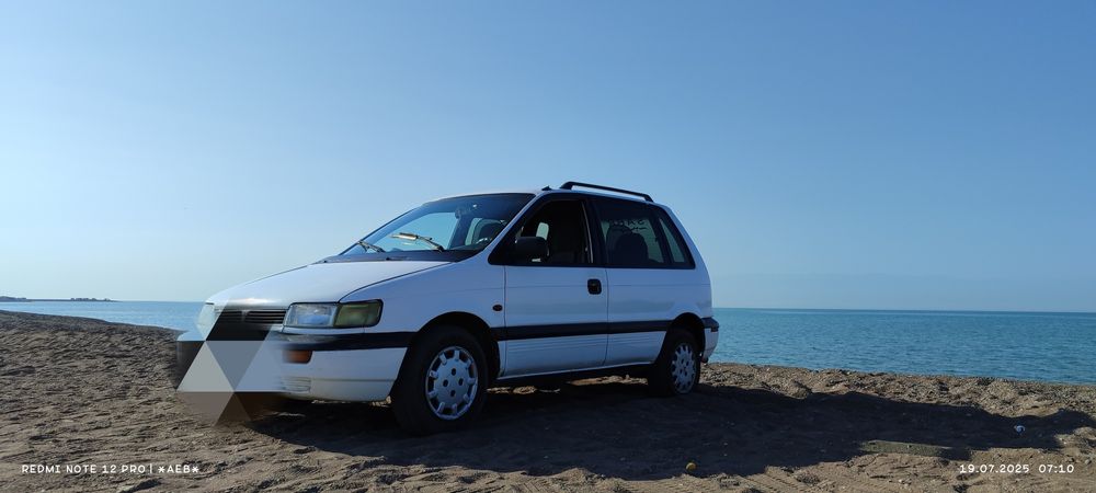 Mitsubishi space runner 1993 г. Торг есть