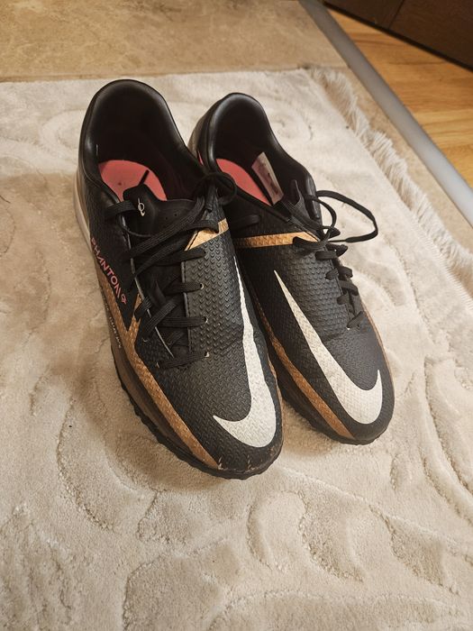 Nike Phantom GT Academy mărime 38.5
Stare buna