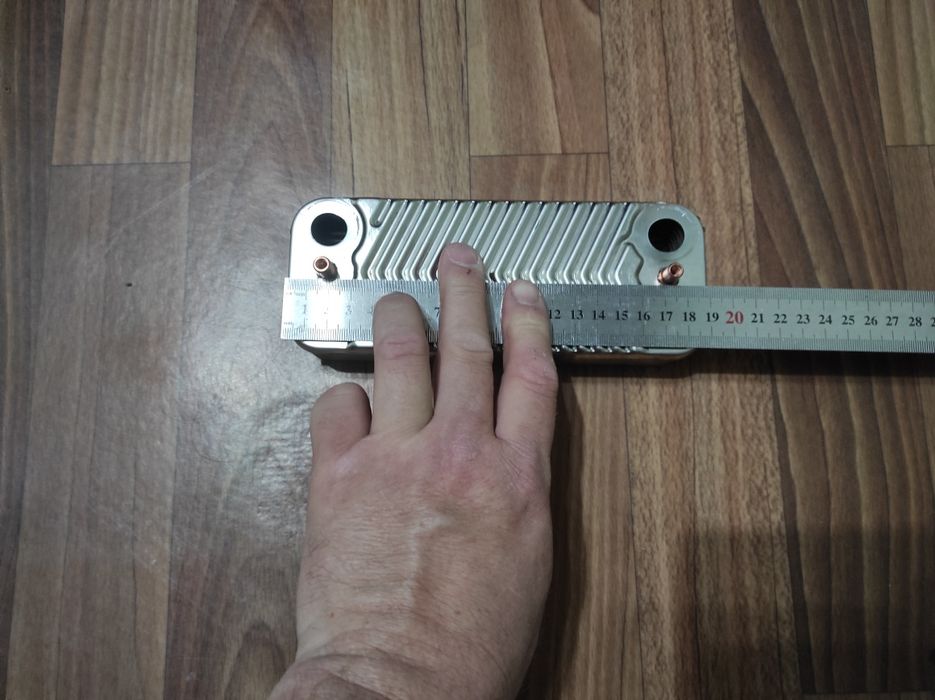 Теплообменник вторичный Viessmann Vitopend 100-w.  14 пластилин.