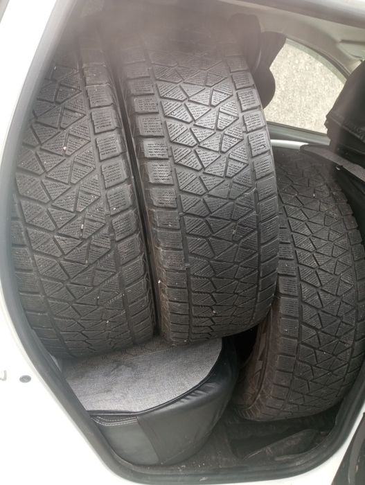 Шины зимние 265/70/17