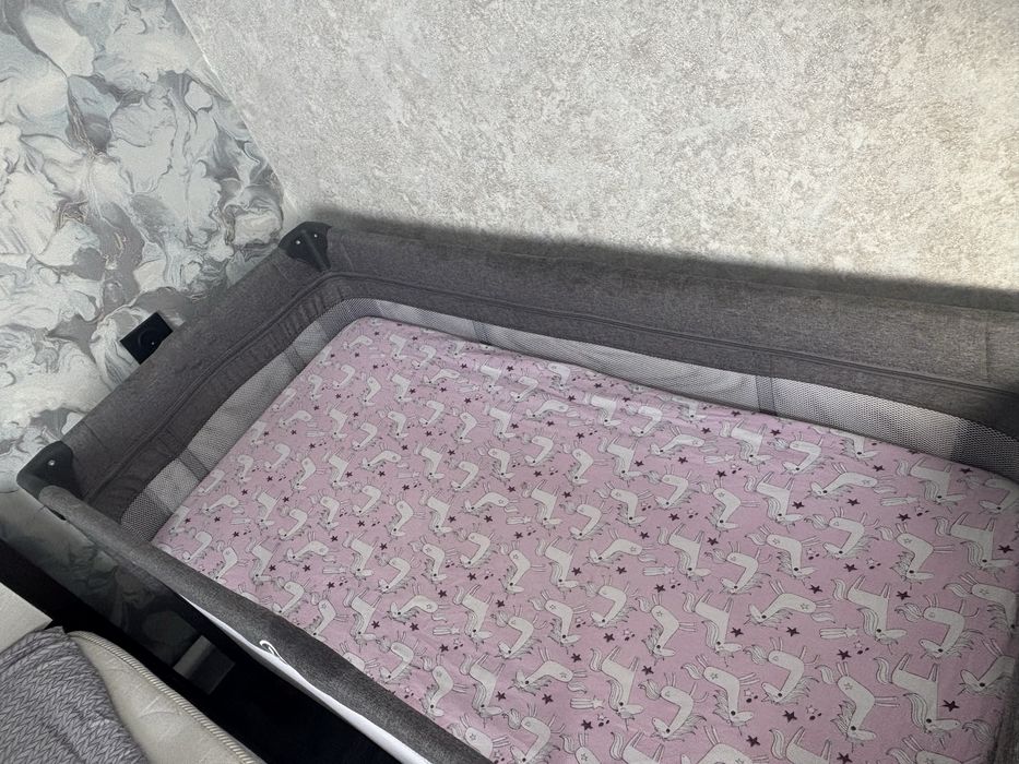 Продам манеж кроватку