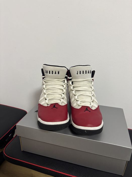 Air Jordan Retro – Mărimea 40-Red/White/Black-Stare excelentă