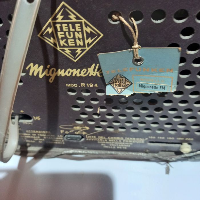 Radiouri Telefunken  mod.R194  fabricație 1955 Milano functionabil.