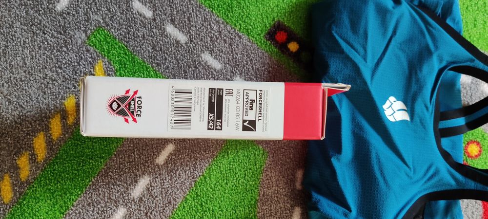 Costum Competiție Femei Forceshell XS (Înălțime 164 cm) – Performanță