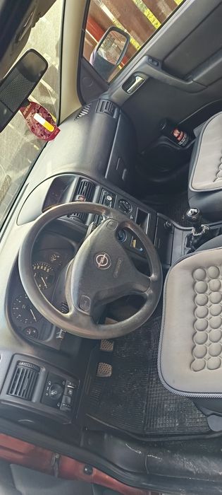 Vând Opel Astra G