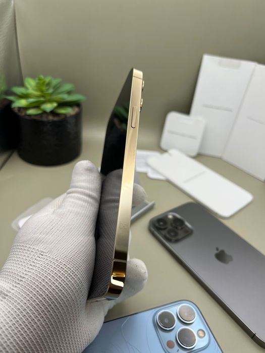 iPhone 13 Pro MAX, iCloud locked, 3бр, 85-90% батерия, НА ЧАСТИ!