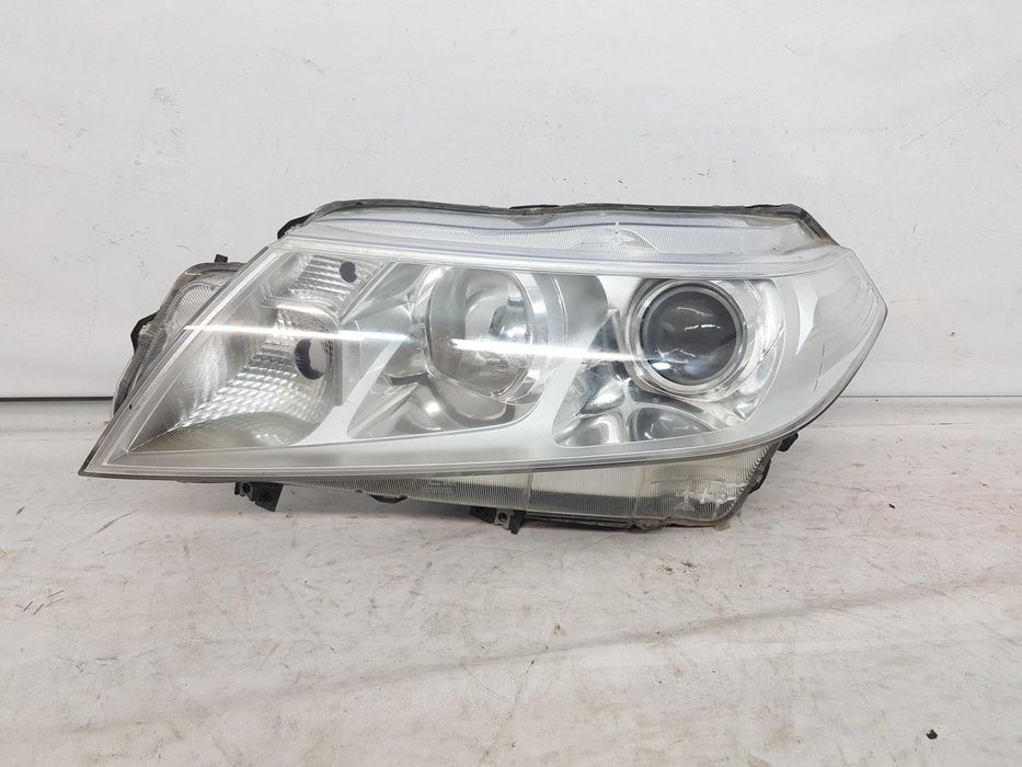 Far stanga halogen Suzuki Vitara dupa 2015