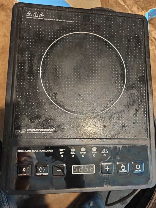 Индукционен котлон 2000W, 80-270°C, 5 функции