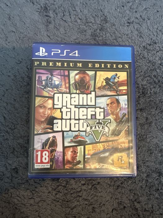 Игра диск для PS4/PS5 GTA 5 продам обмен