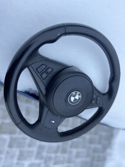 Volan M piele originala Bmw E60 E61 cu buton start 2005-2010