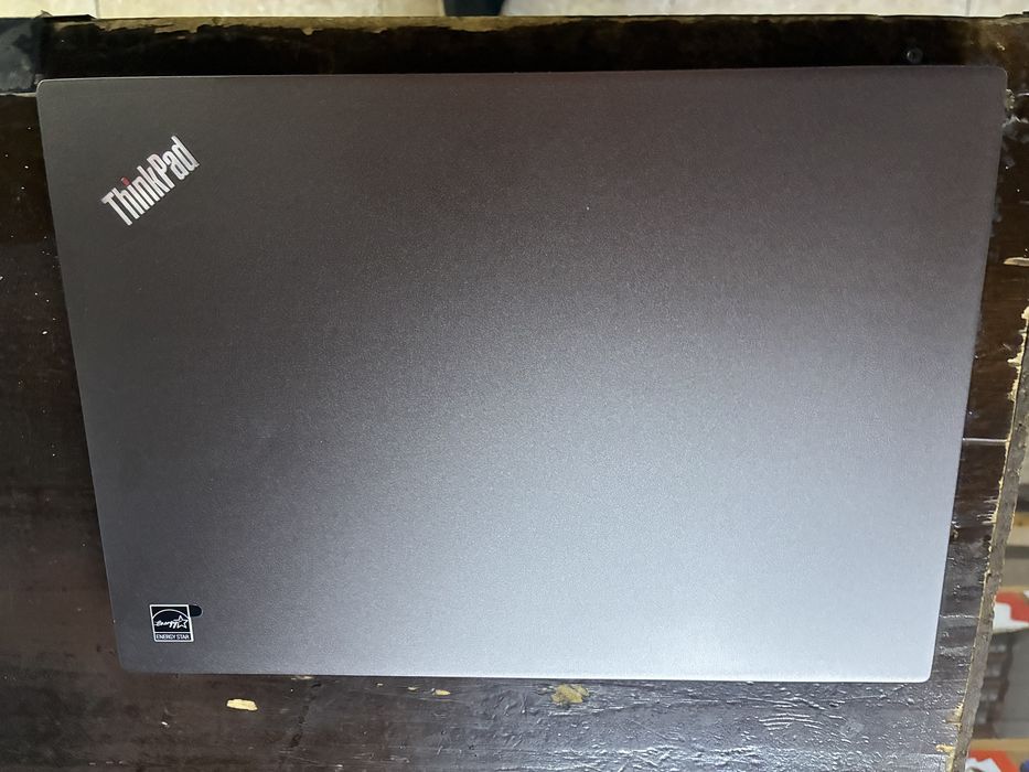 Vand  laptop Lenovo Thinkpad L13 2020 defect