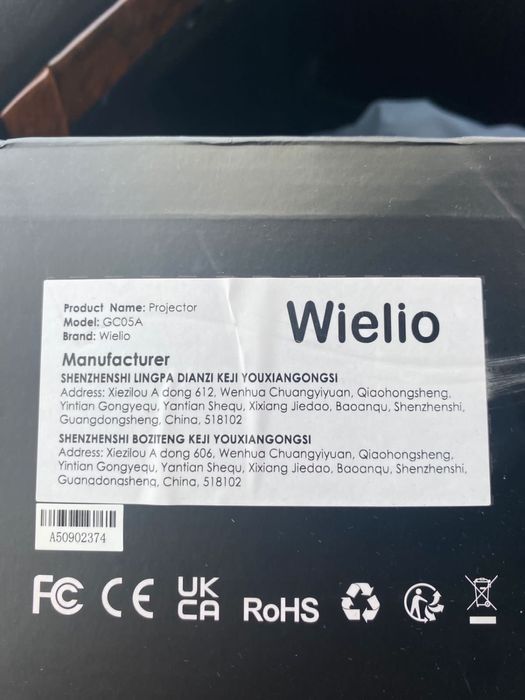 Проектор для дома новый Full HD + экран.