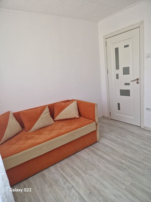 Inchiriez apartament