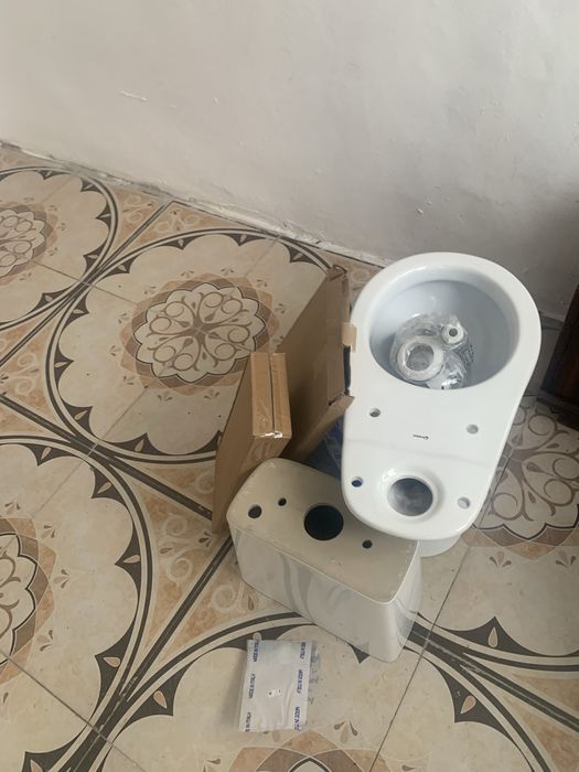 Vand wc baie nou nout