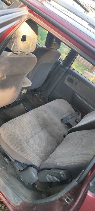 Митсубиси Спейс вагон