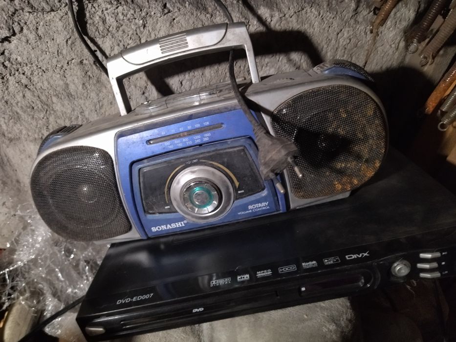 Магнитофон продам