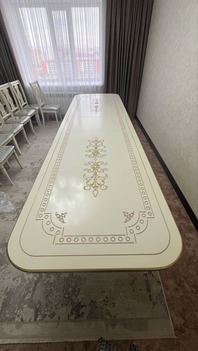 Стол сатылады, почти новый