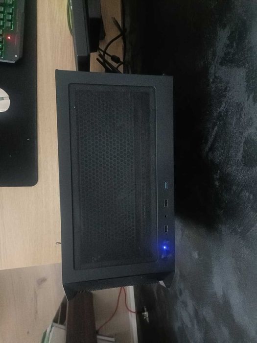 PC Gaming Asus Tuf 6800 XT AMD Ryzen 7600x Monitor Inclus