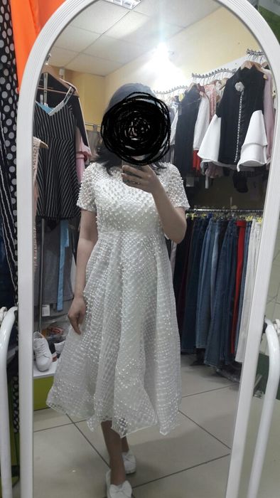 Платье в жемчугах