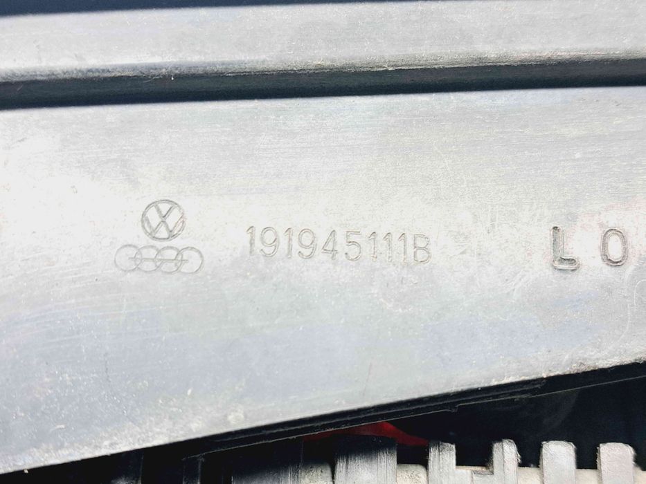 Stop aripa stanga Volkswagen Golf 2 [Fabr 1983-1992]  191945111B