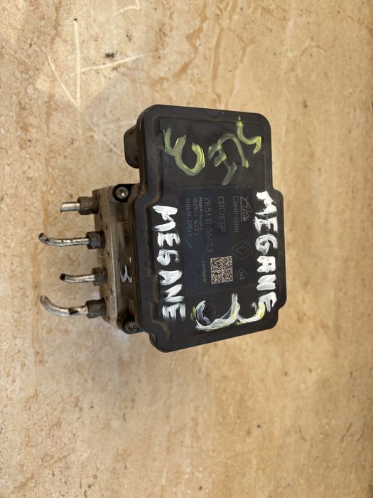 Pompa ABS Renault megane 3 cod  476601563R - 476605296 R