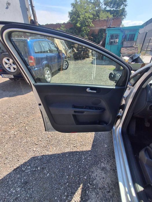 Volkswagen Golf 5 plus 1.9tdi 105hp НА ЧАСТИ