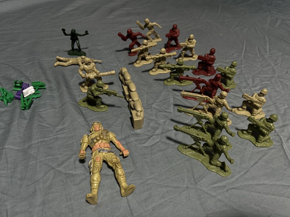 Trenulete Thomas & Friends, figurine soldat