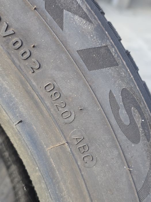 215 55 18 MAXXIS