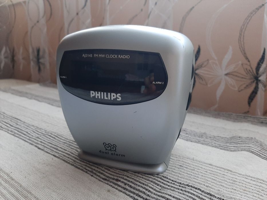 Радио часовник PHILIPS RJ3145- ОРИГИНАЛ!