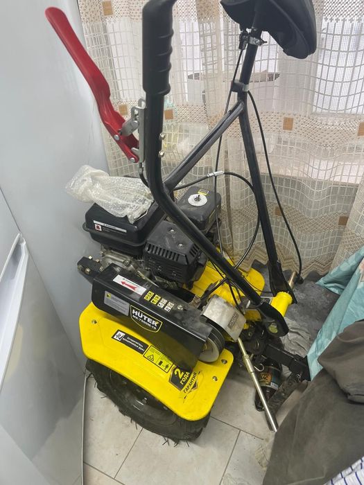 Мотокультиватор на бензине