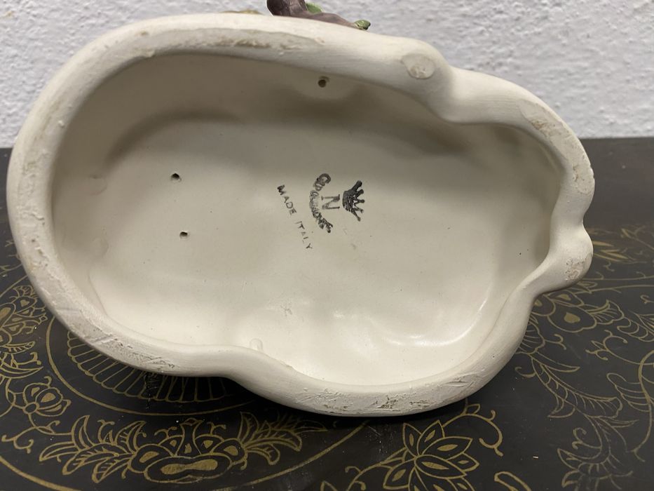 Стара италианска фигура от порцелан каподимонте