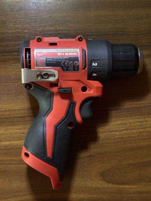 Masina de gaurit Milwaukee m12 Noua