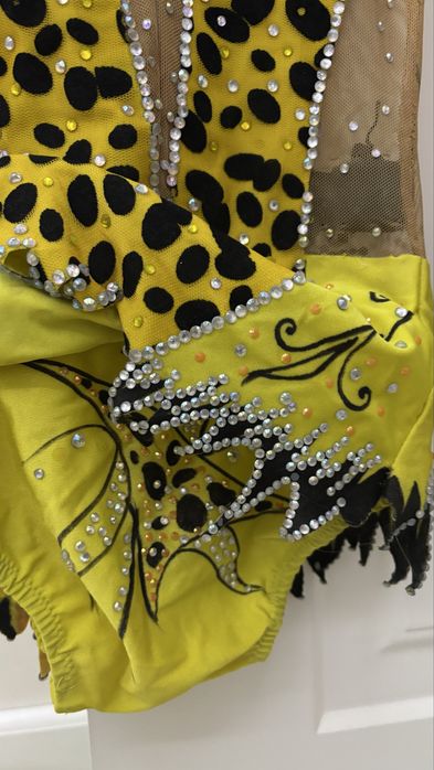 Купальник для художественной гумнастики