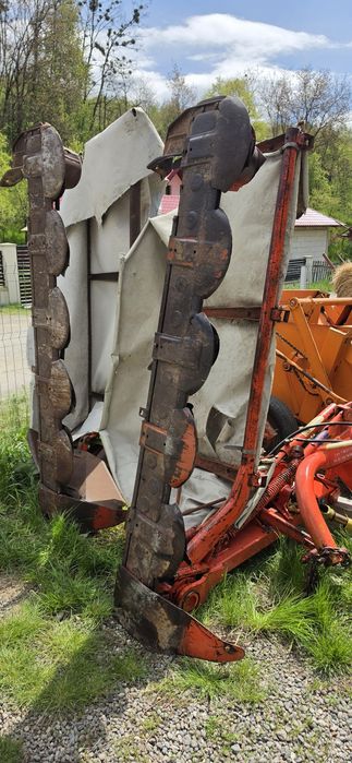 Coasa rotativa KUHN de 2 m