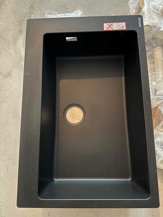 Кухненска мивка Hansgrohe HGR N100X (кварц, черна) – нова
