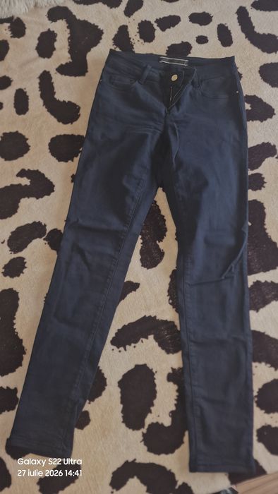 Pantaloni eleganți Massimo Dutti