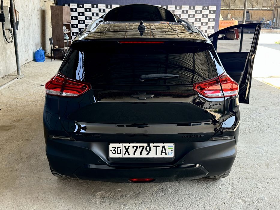 Tracker 2 Premier Plus