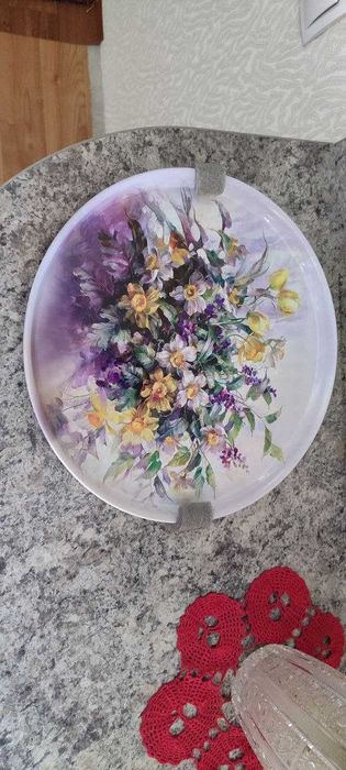 новый поднос. производство БЕЛАРУСЬ.