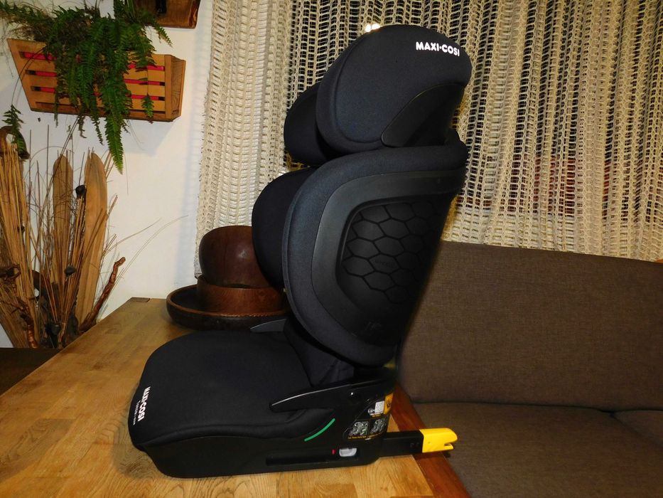 Scaun auto Maxi-Cosi Tanza Isofix * 15-36 kg * 3,5-12 ani * pliabil