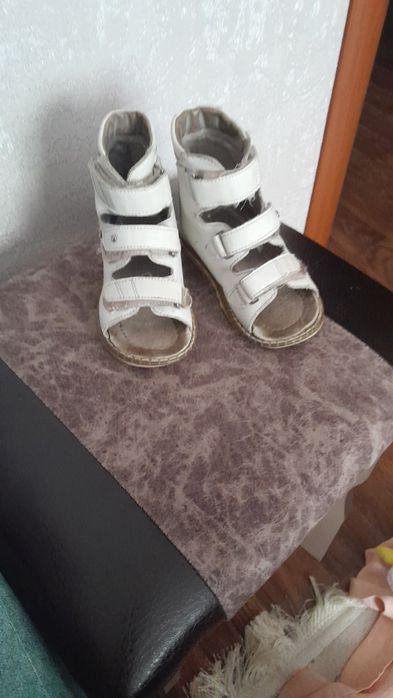 Продам ортопедические обувь