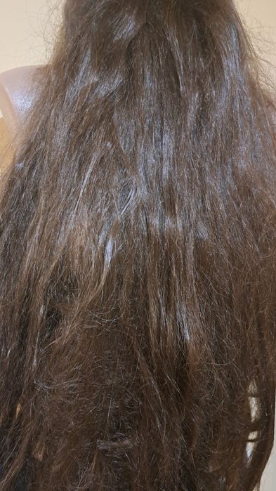 Дамска перука сдишаща шапко приблизително на естествен косъм