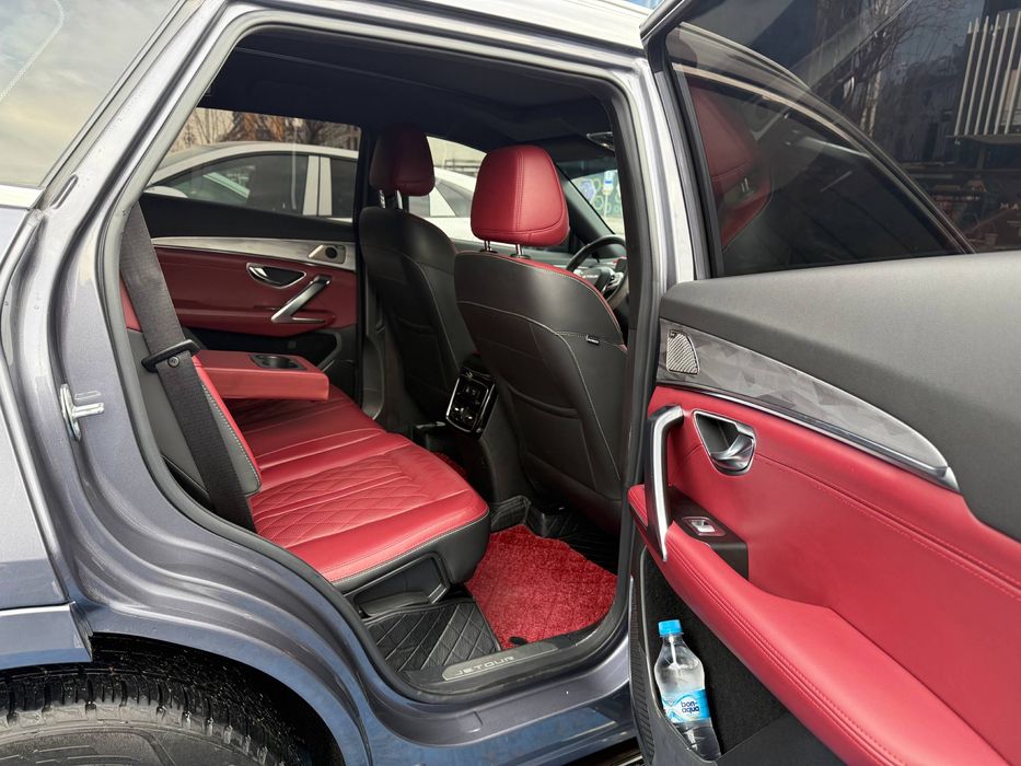 Сотилади: Jetour X70 plus Dubai versiya