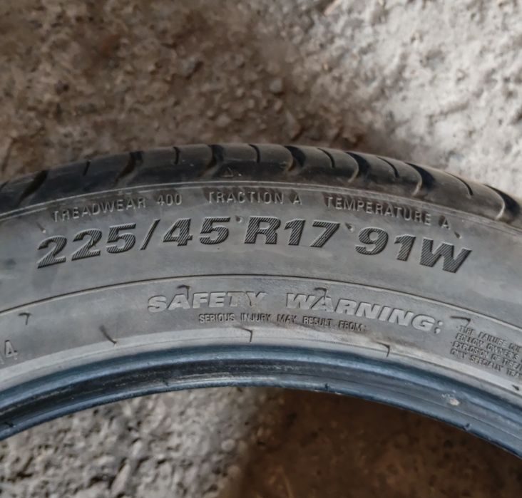 Продам шины 225/45/17