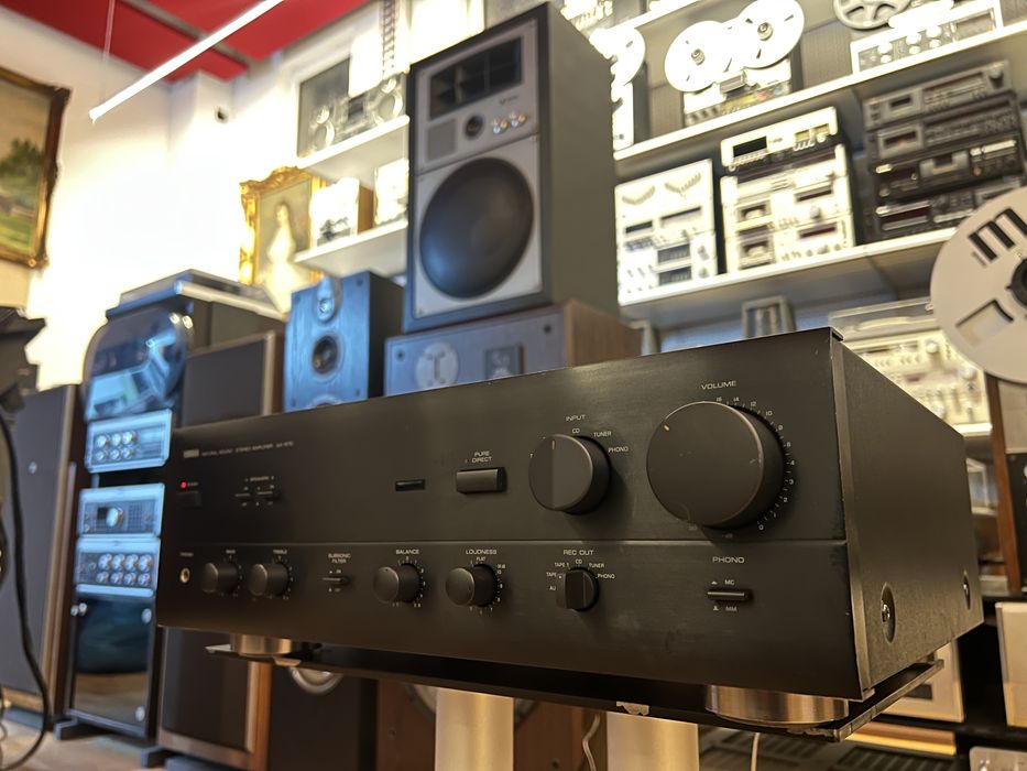 Amplificator/Statie YAMAHA AX-570